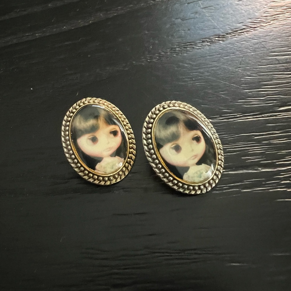 Vintage doll face earrings made in Italy